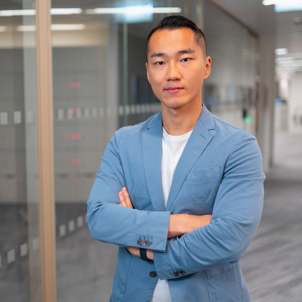 Jingwei Li